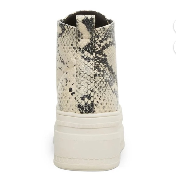 MADDEN GIRL Womens Beige Snake Round Toe Platform Lace-Up Athletic Sneaker Shoes - Picture 2 of 5